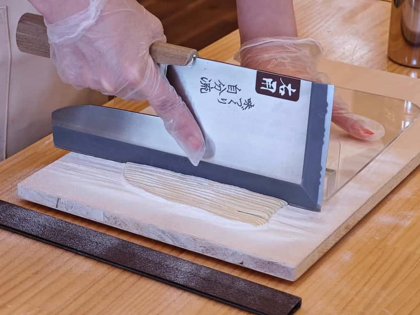 Made from flour in 30min! Ramen-noodle Making Experience! - What happens during the 30-minute lesson