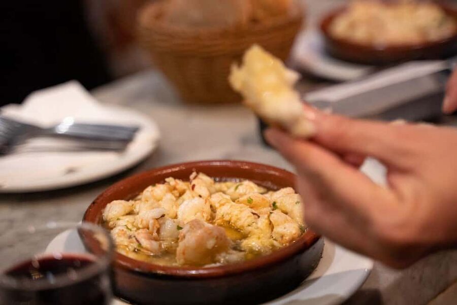 Madrid: Evening Tapas Tour with 5 Delicious Stops & Drinks - Should you book it?