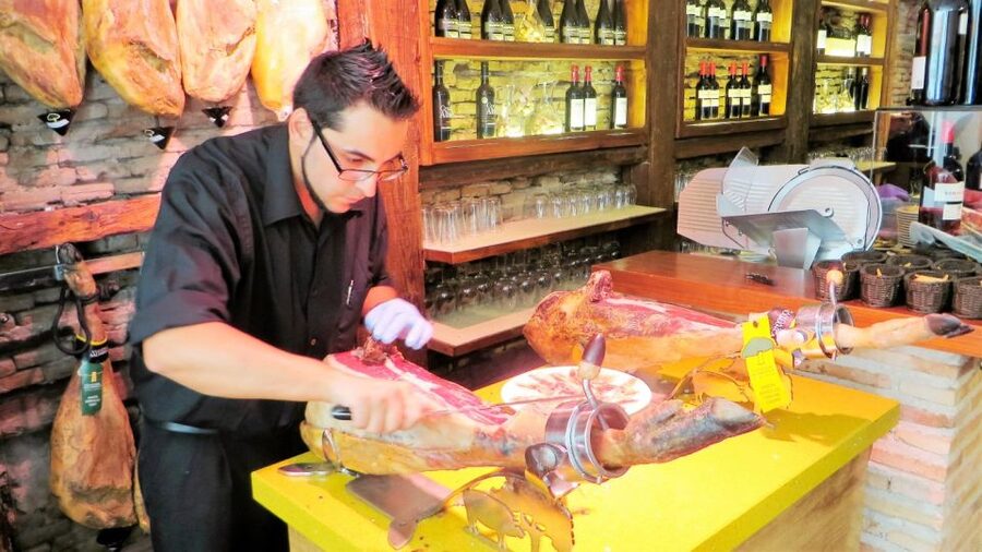 Madrid: Iberico Ham and Spanish Wine Small-Group Food Tour - Why this Madrid ham tour is more than a plate of slices