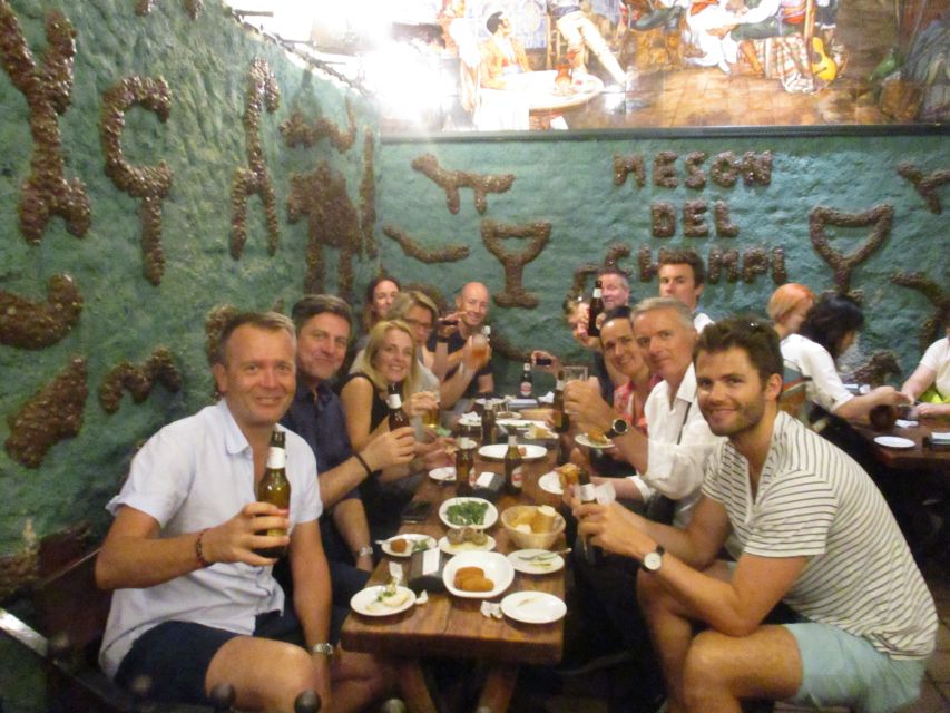 Madrid: Old Madrid Walking Food and Wine Tour - Ending with San Ginés and chocolate with churros