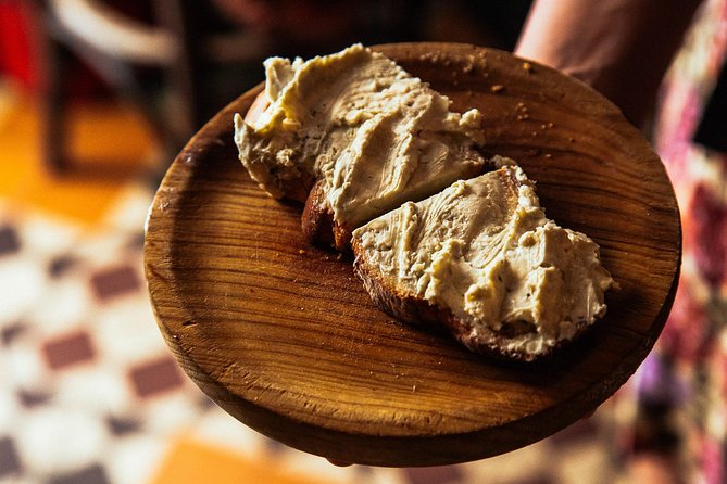 Madrid Private Food Walking Tour with 6 or 10 Tastings - The guides can make or break the experience