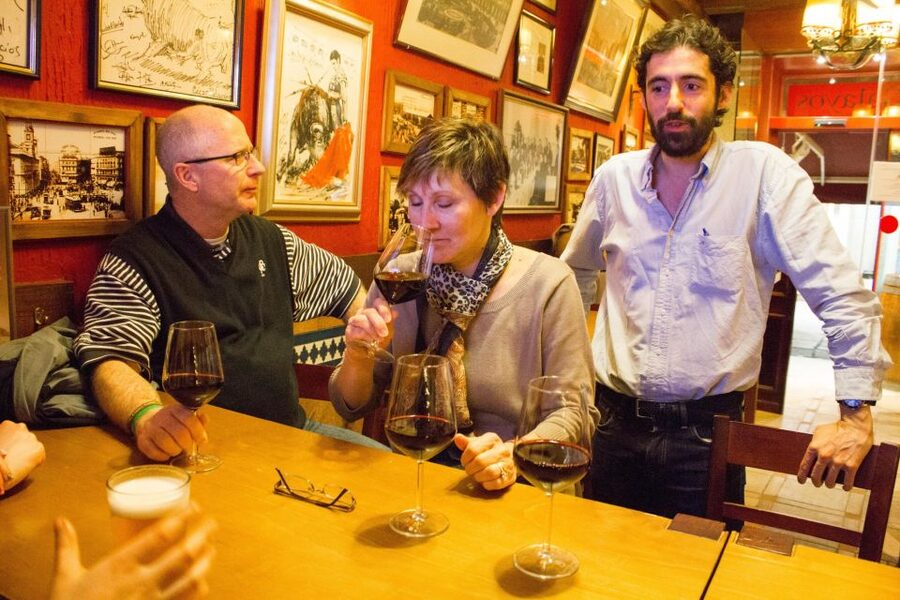 Madrid: Tapas & Wine Tasting Tour with Local Guide - Starting beneath García Lorca’s statue