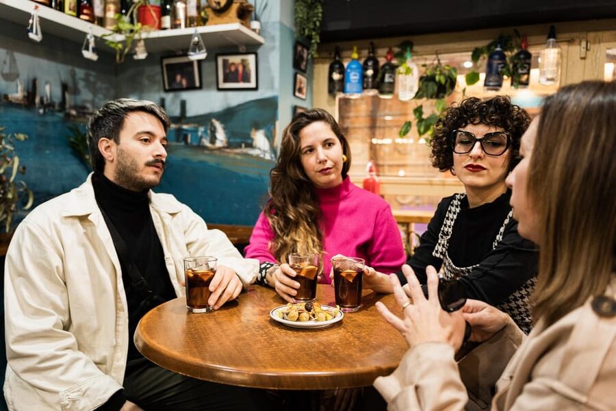 Malaga: Food Tour with Local Guide, Tapas, and Drinks - The first bites: fried fish and boquerones
