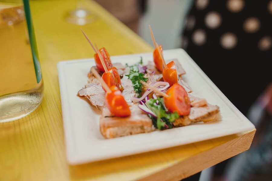 Malaga: Tapas Crawl - The second stop adds wine and a photo break