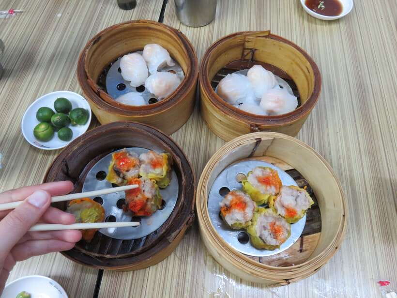 Manila: Sightseeing and Food Walking Tour with Tastings - A full day from Quiapo to Intramuros