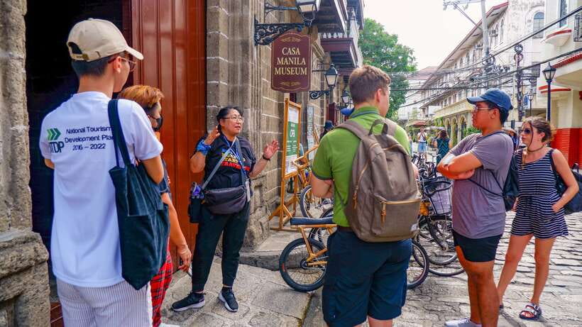 Manila: Sightseeing and Food Walking Tour with Tastings - Who should book this Manila tour?