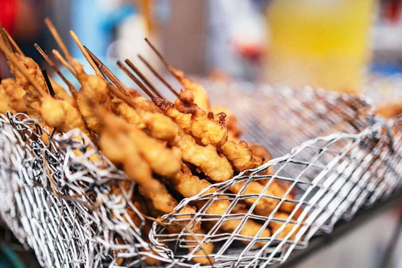 Manila: Street Food and Drinks Walking Tour with Tastings - Why the guide matters more than the food list