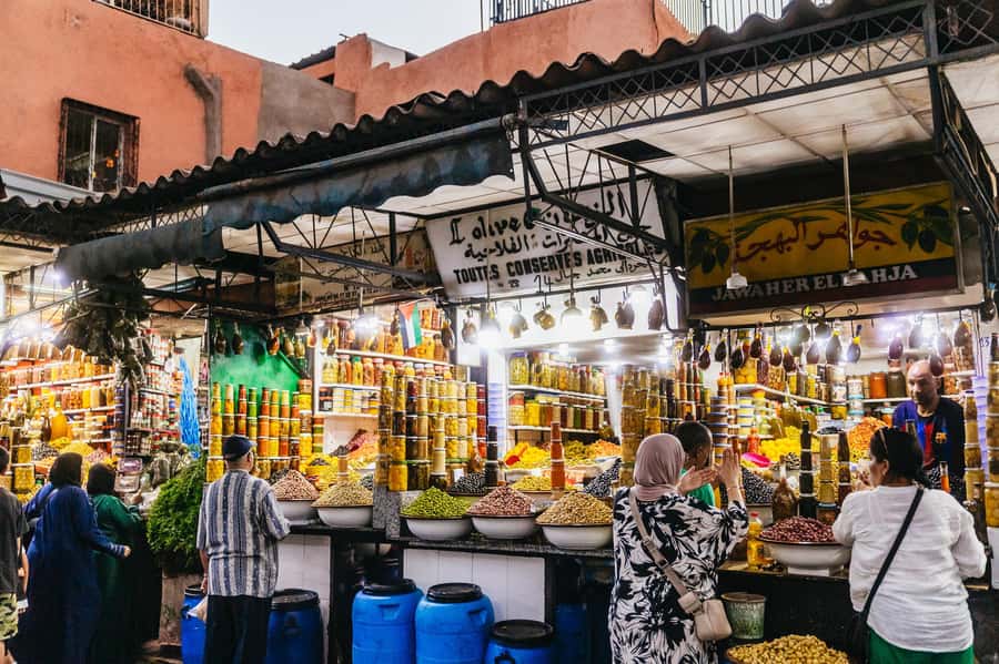 Marrakech: Authentic Moroccan Food Walking Tour & Dinner - How much food do you actually get?