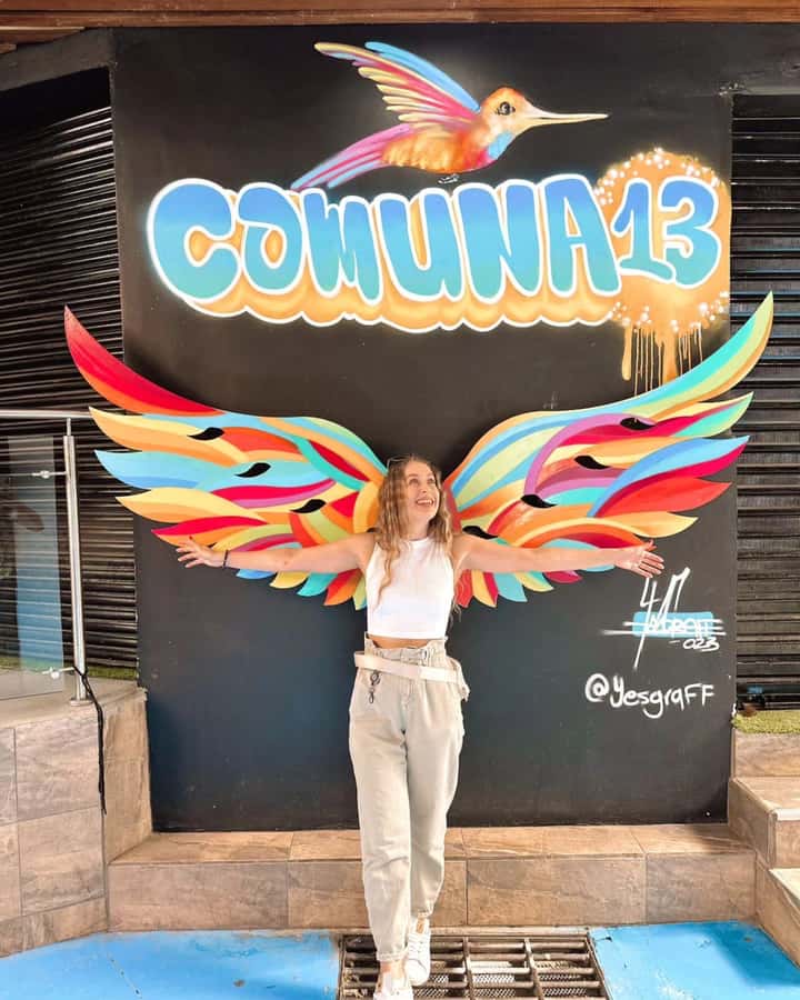Medellín: Comuna 13 True Story and Street Food Tour - What you actually eat for $14