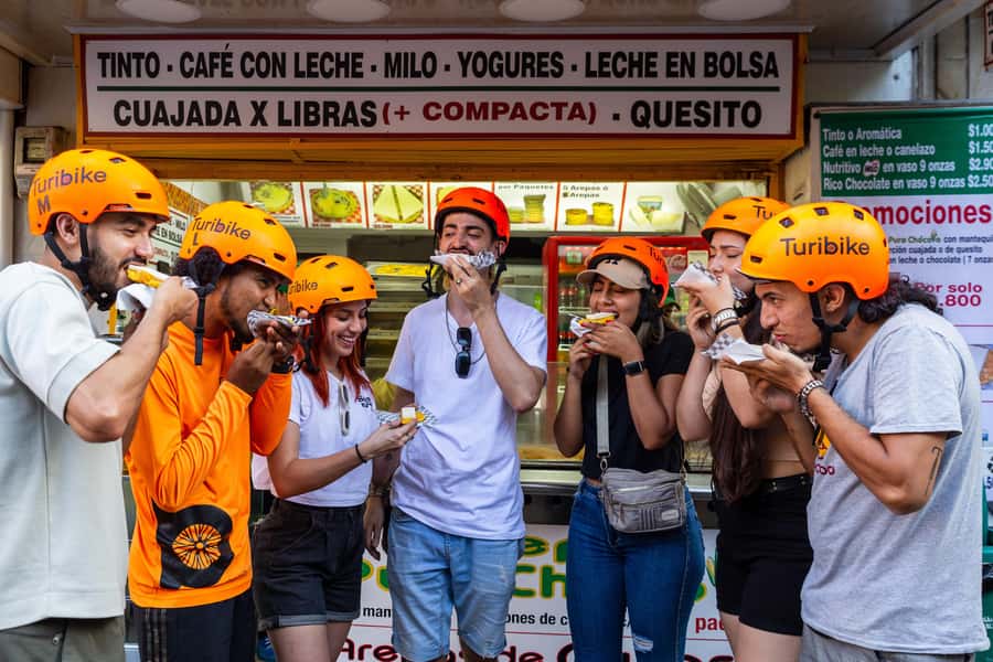 Medellín: E-bike and Foodie Tour - Why this three-hour ride feels different