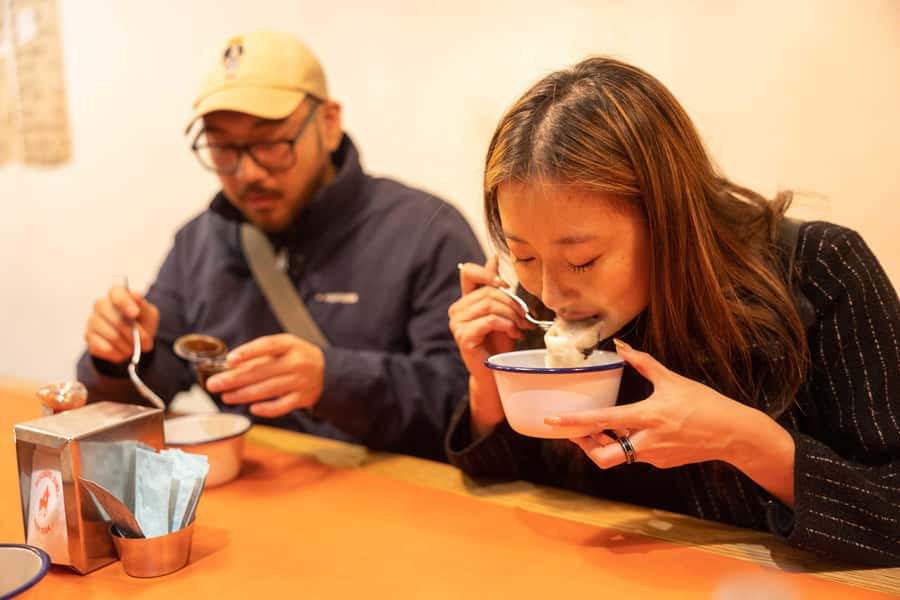 Melbourne: Guided Night-Time Food Walking Tour - A night of Melbourne food, one stop at a time