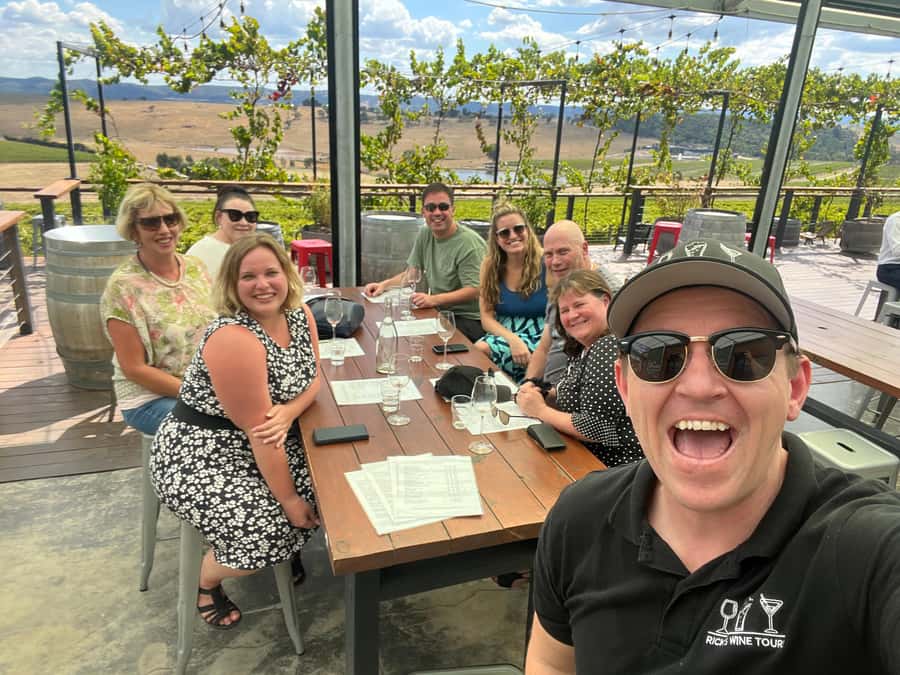Melbourne: Yarra Valley Food & Wine Trip with 1 Wine Bottle - Rochford Wines is the main meal stop