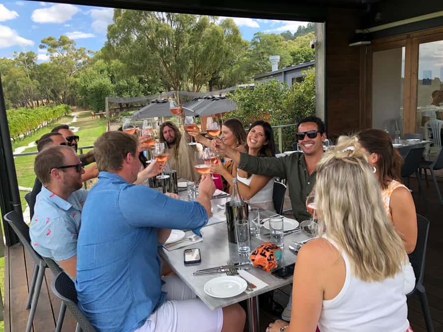 Melbourne: Yarra Valley Food & Wine Trip with 1 Wine Bottle - The guides make the long day easier
