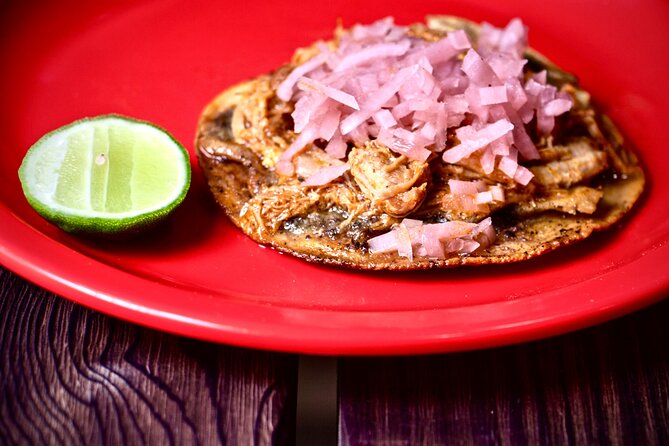 Mexico City Historical Centre Food Tour with 7 Authentic Tastings - How the guides shape the experience