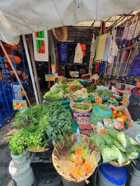 Mexico City: Mystic Markets La Merced & Sonora Culinary Tour - Walking, safety, and what to carry