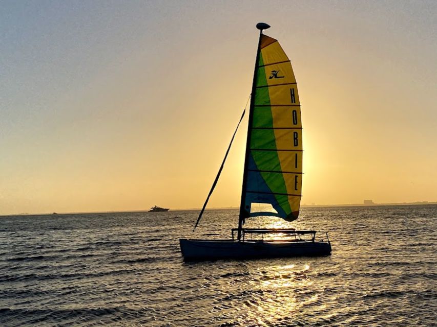 Miami: Intimate Sailing in Biscayne Bay w/ Food and Drinks - The first lesson, then a quiet exit from shore