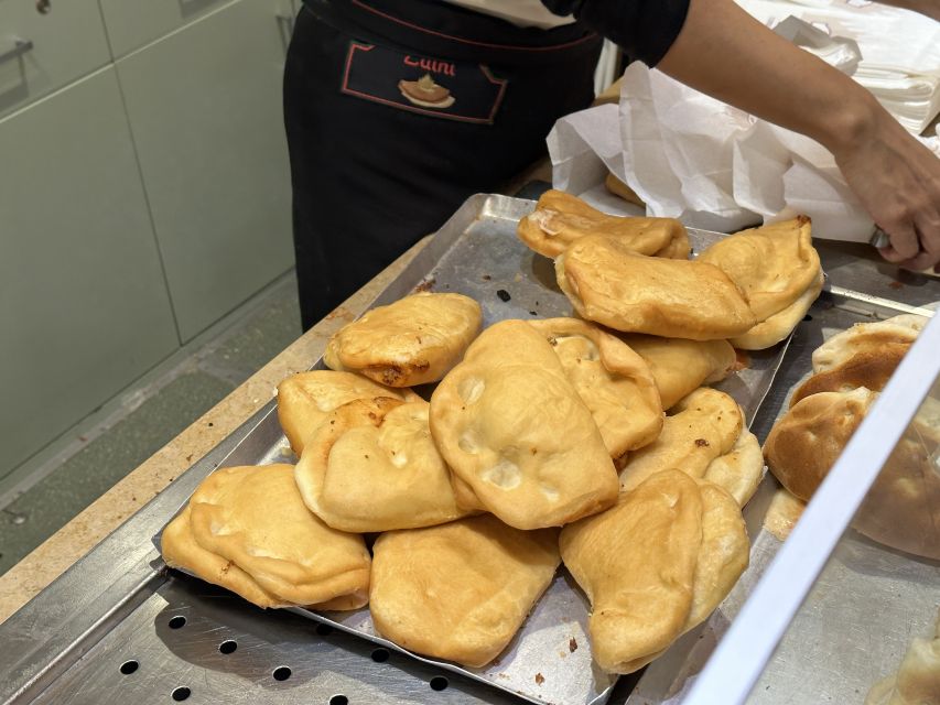 Milan: Guided Street Food Walking Tour with Food Tasting - Walking, weather, and practical limits