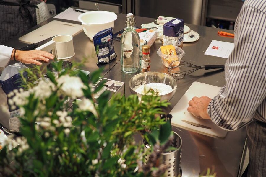 Milan: Italian Cooking Class with Food and Wine - Practical details that matter