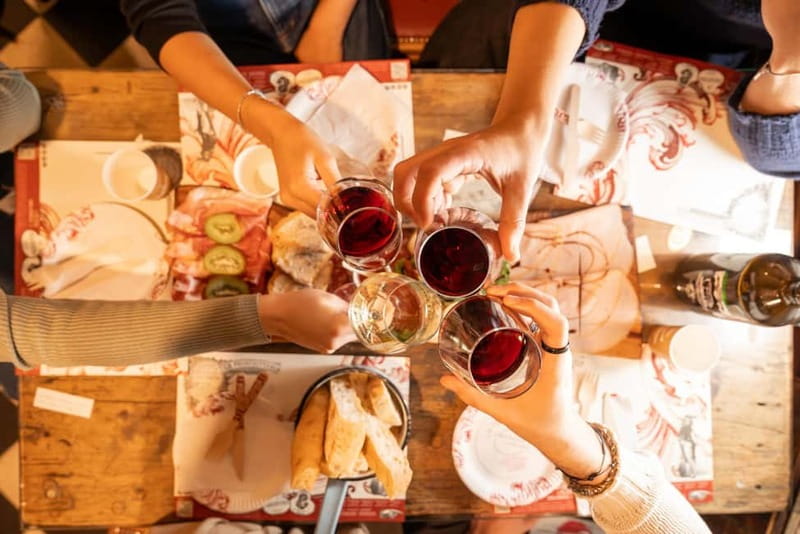 Milan: Sunset Navigli Food and Drinks Tour with a Local - The guide can shape the whole evening
