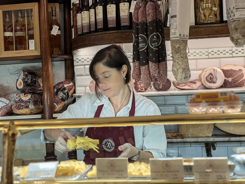 Modena Food Tour: Sightseeing & Taste - The balsamic workshop and the black-gold lesson