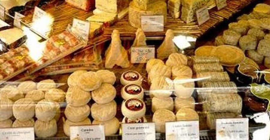 Montmartre 3-Hour Local Gastronomy Tour with Tastings - Key points to know before booking