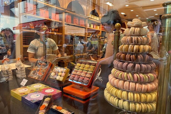 Montmartre Hill French Gourmet Food and Wine Tasting Walking Tour - Wine, cheese, and the sit-down pause