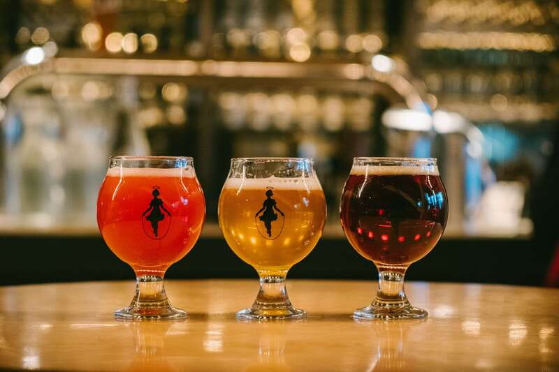 Montreal Old Port: Craft Brewery and Beer Tasting Tour - Finishing at Les Soeurs Grises