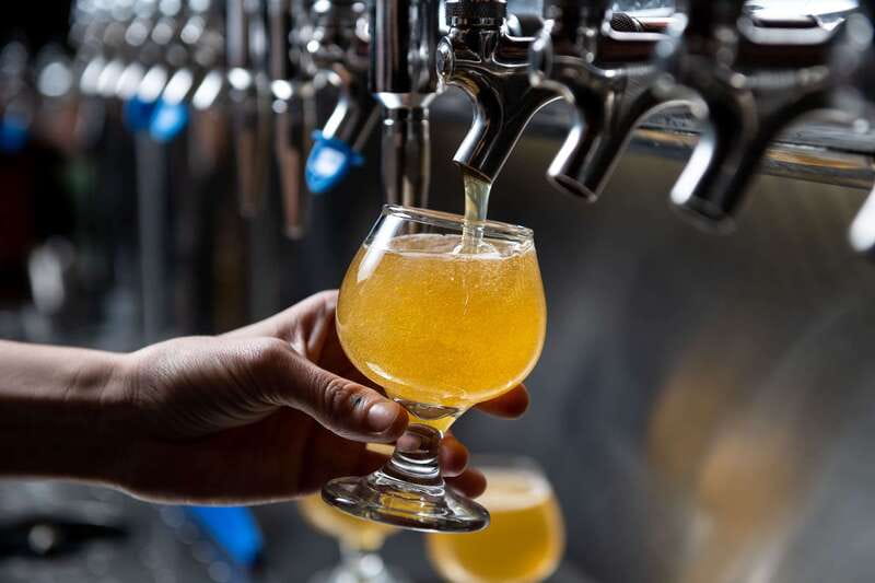 Montreal Old Port: Craft Brewery and Beer Tasting Tour - Practical details that affect your afternoon