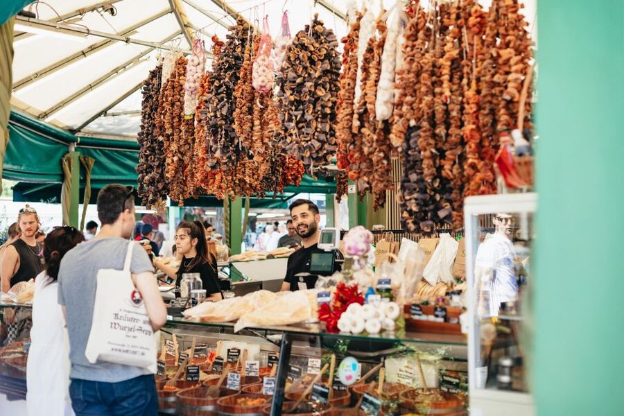 Munich: Viktualienmarkt Food Tour - How much food do you really get?