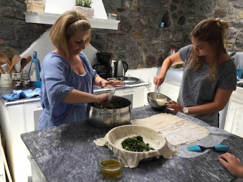 Mykonos: Cooking Class with Food and Wine - What you cook: tzatziki, spanakopita, gemista, and orzo