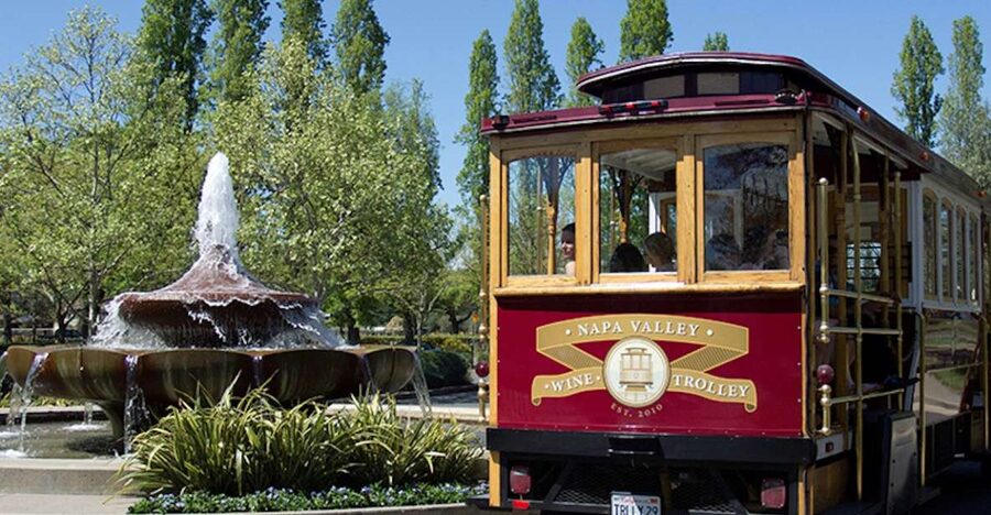 Napa Valley: Wine Tasting Tour by Open Air Trolley & Lunch - Key points at a glance