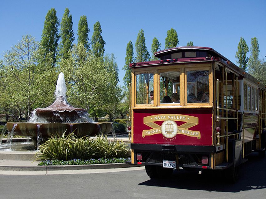 Napa Valley: Wine Tasting Tour by Open Air Trolley & Lunch - Why the trolley makes Napa feel different