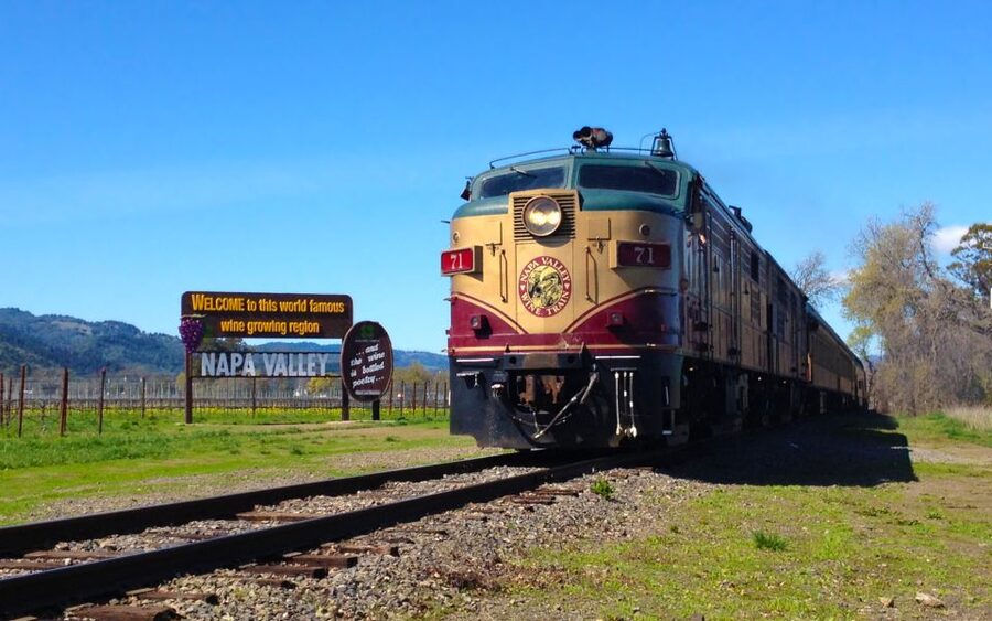 Napa Valley Wine Train: Gourmet Express Lunch or Dinner - Key points to know before you book