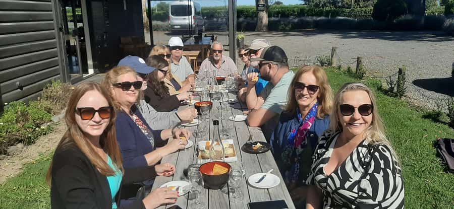 Napier: Afternoon Winery & Gin Tasting Tour Thu Fri Sat - Practical details before you book