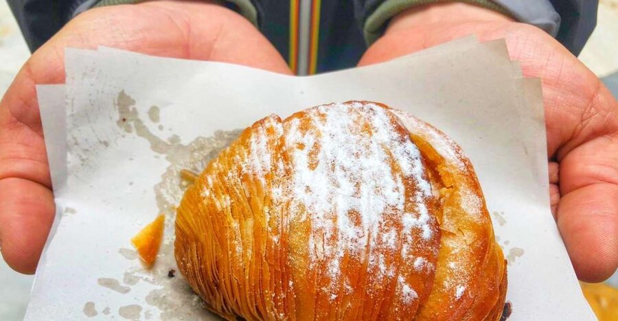 Naples by Night: Food and Wine Walking Tour with Local Guide - Why this food tour works so well in Naples
