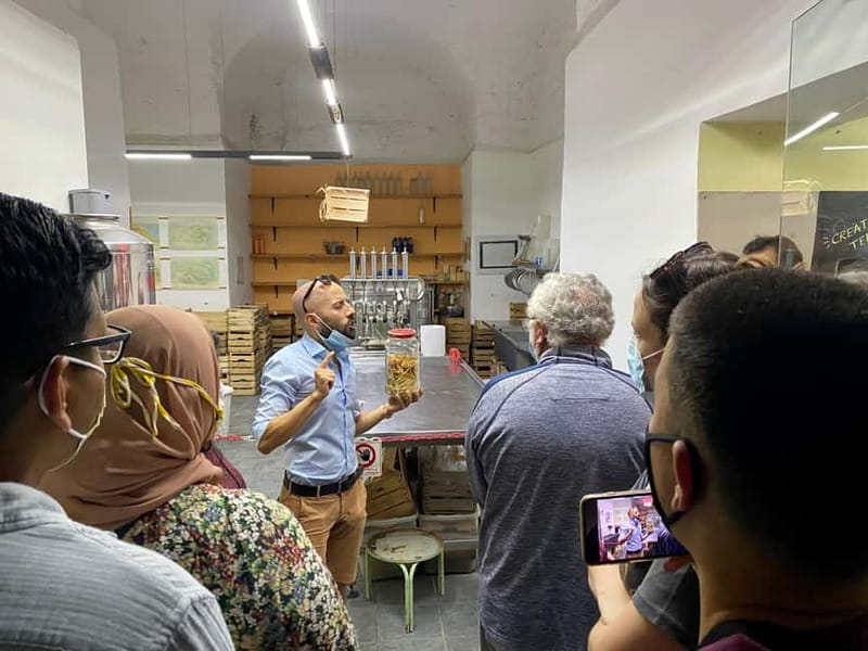 Naples: Old City Center Street Food Tour with Spritz - Pizza, fried pasta, and Naples’ less delicate side