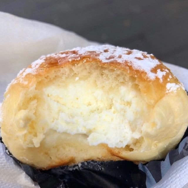Naples: Pizza and Beyond Food Tour - Margherita, marinara, and the main event