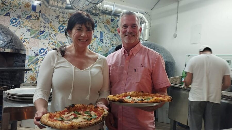 Naples: Pizza Making Class with Neapolitan Chef and drink - Why this class fits Naples so well