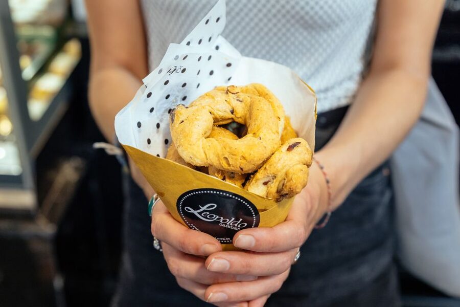 Naples: Private Food Tour – 10 Tastings with Locals - Should you book it?