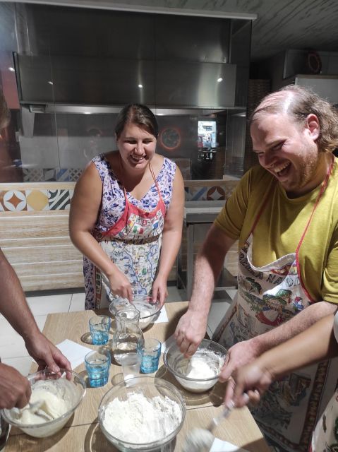 Naples: Small Group Pizza Making with Drink Included - Timing, meeting point, and practical advice
