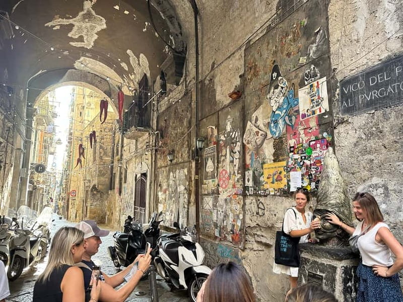 Naples: Street Food and Guided Sightseeing Walking Tour - Pastries, gelato, and limoncello