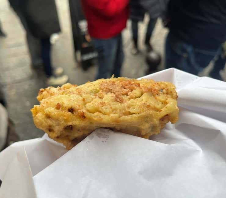 Naples: Street Food and Guided Sightseeing Walking Tour - The guide makes or breaks the experience