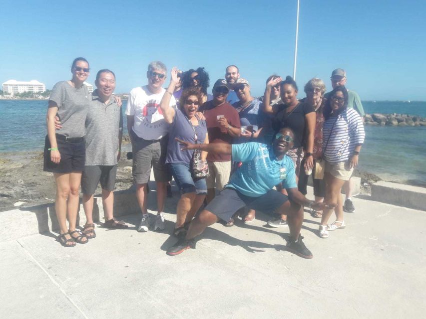 Nassau: Sip, Sample & See, Food & History Bus Tour - Nassau through a plate of conch salad