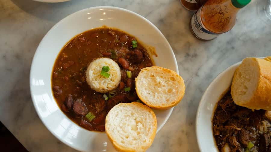 New Orleans: Beloved Bites & Famous Dishes Food Tour - Key points to know before you book