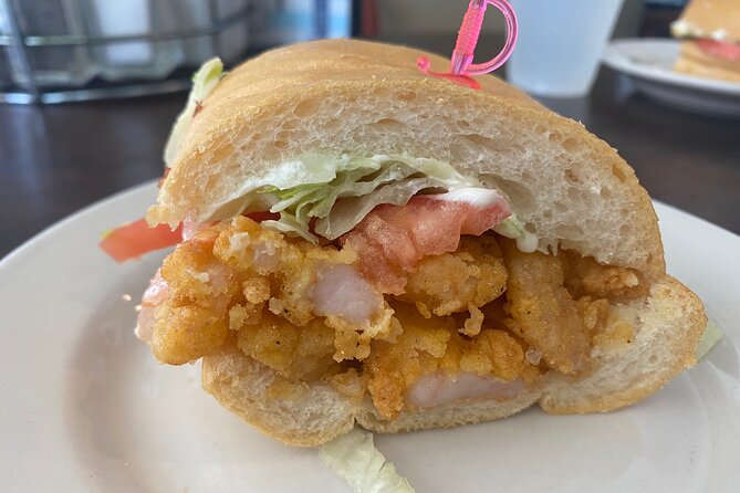 New Orleans Food Walking Tour of the French Quarter with Small-Group Option - Small group or standard group?