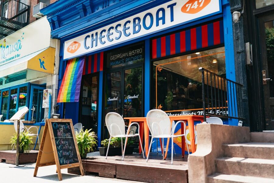 New York City's Hell's Kitchen: Walking Food Tour - Timing, walking, and planning your day
