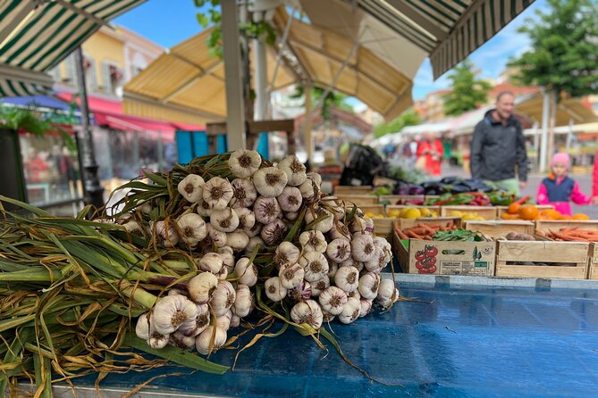 Nice Old Town & Local Markets Food Tour with 9+ Tastings - Guides, pace and the human side of the tour