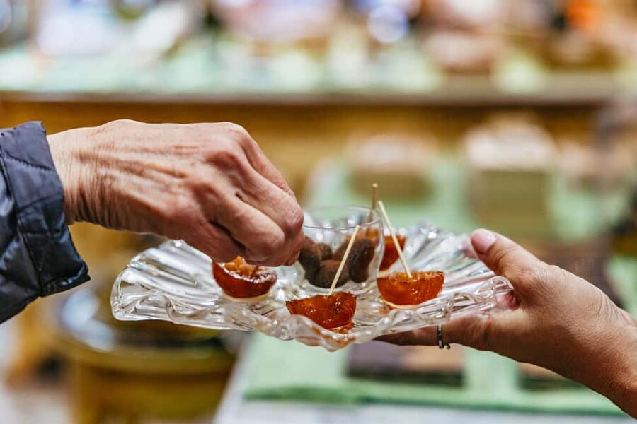 Nice: Sunset Food Tour with Full Meal and Wine - Cheese, wine, and the character of Provençal food