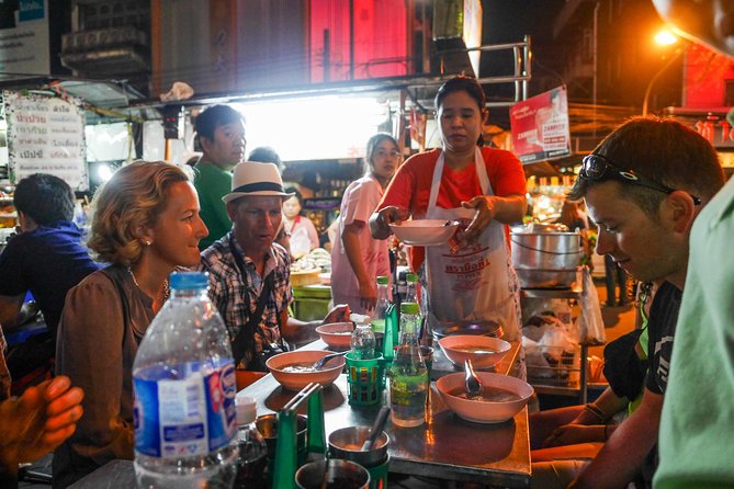 Night Street Food Tour of Bangkok's Chinatown - Seafood with a Thai killer sauce
