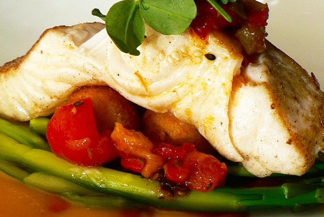 Night Tapas Walking Tour in Barcelona Modernist Area with Small Group and Dinner - What the $107.41 price includes